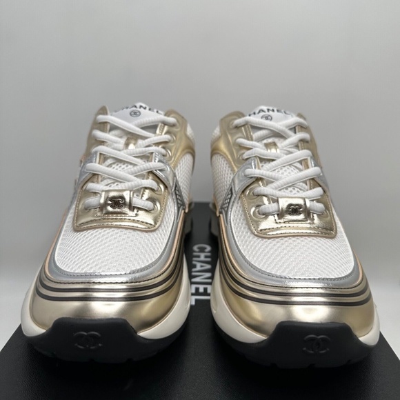 ❌❌SOLD Chanel 2023 White Black Gold Silver CC Logo Trainers Runners Sneakers - Picture 7 of 14